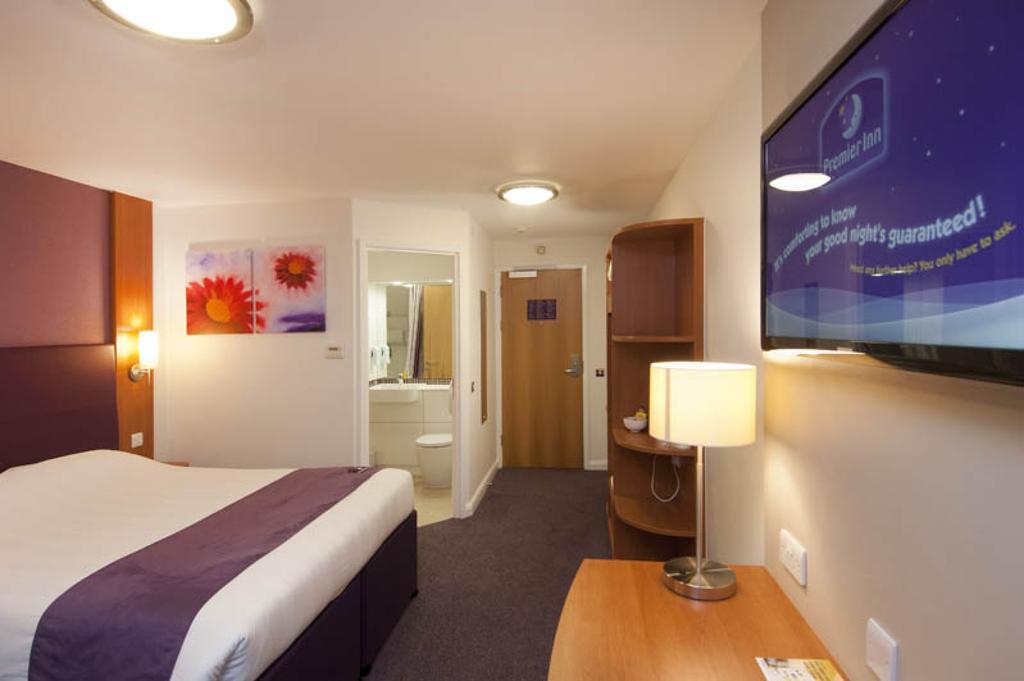 Premier Inn London Beckton Exterior foto